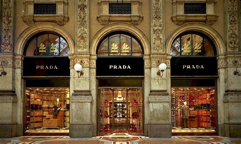 prada giapponese lavoro italia|prada group jobs.